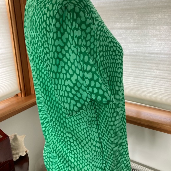 Banana Republic size small shell top - Picture 4 of 6